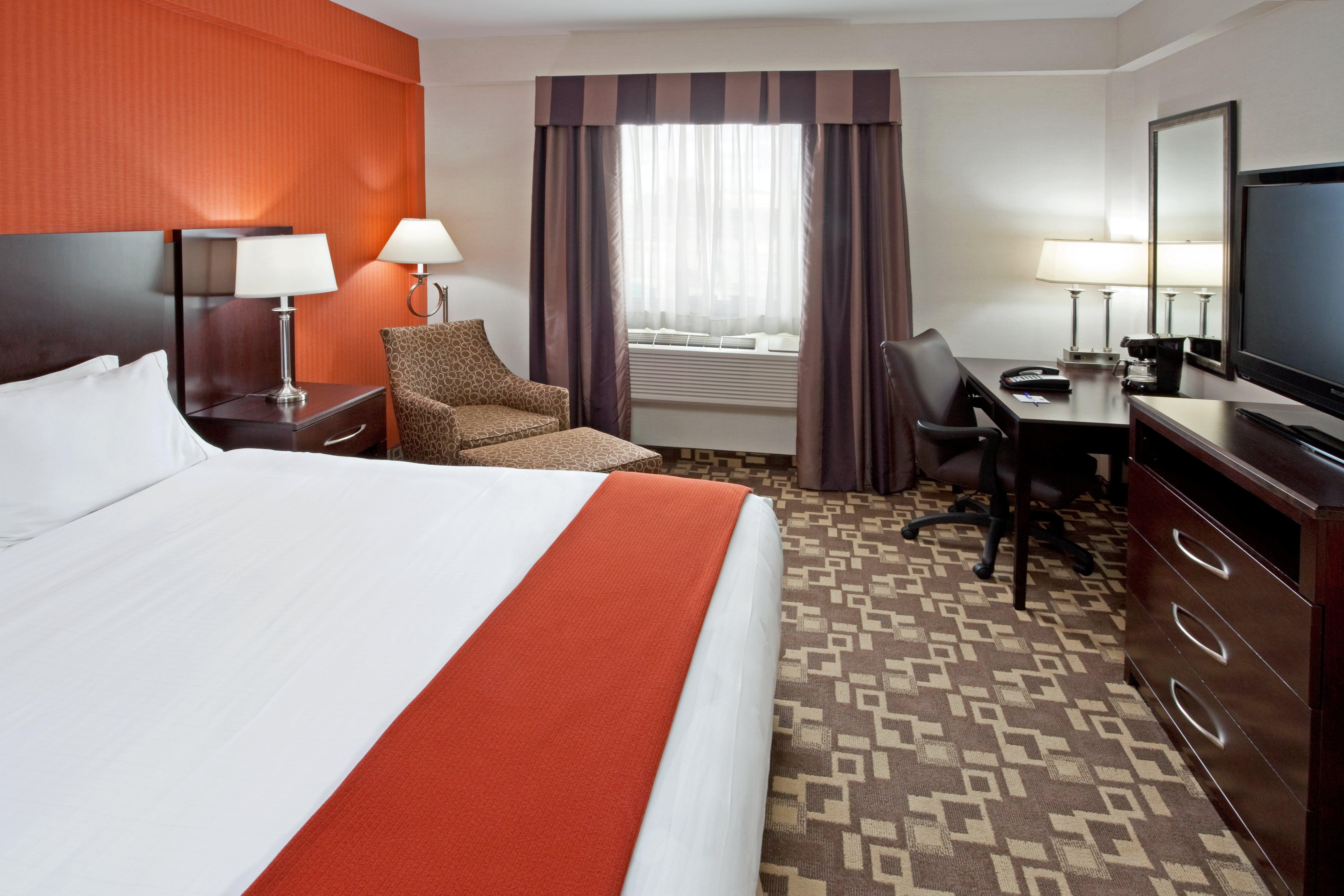Holiday Inn Express Maspeth By Ihg New York Ngoại thất bức ảnh